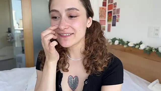 cutiemari Chat XXX live