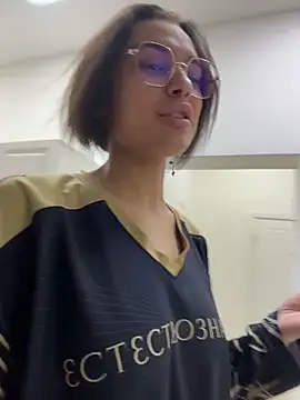 XXX chat uživo modela VioletAsh