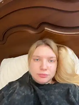 AmmyHot Live XXX Chat