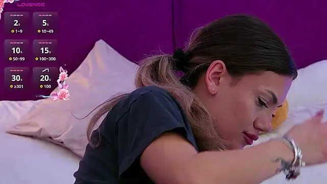 CelineHuddson Live XXX Chat