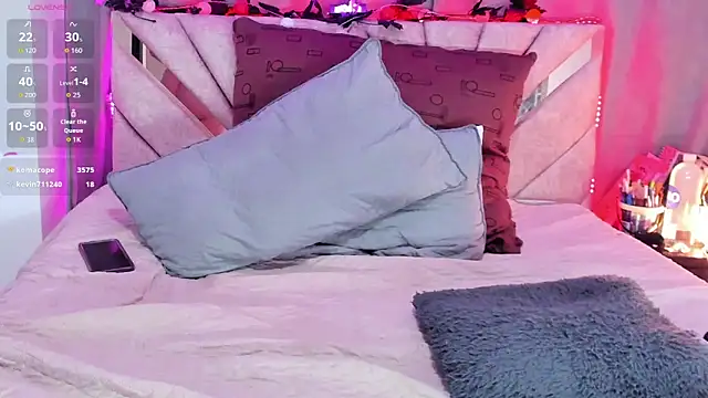 CheryBlossomm Live XXX Chat