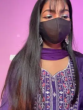 Neha18 élő XXX-chatje