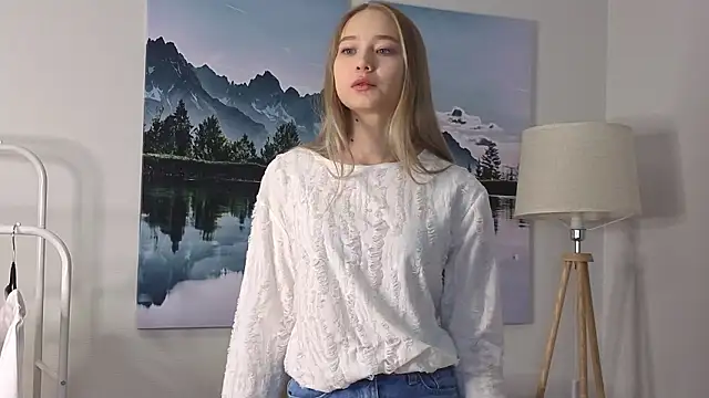 SanaSpallone élő XXX-chatje