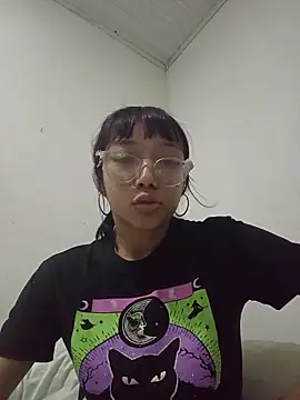 Chat XXX Live Kuromiunu