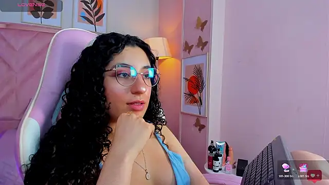 DemiJones_ élő XXX-chatje