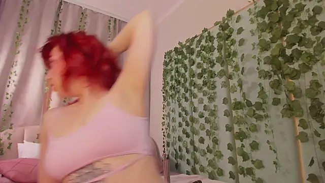 Love_is_Lola: онлайн-секс-чат