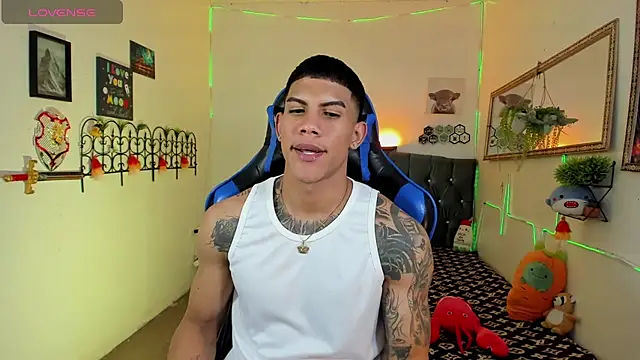 Онлайн чат XXX Damian_latinxxx