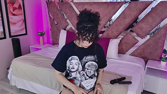 KatherineGomez: онлайн-секс-чат