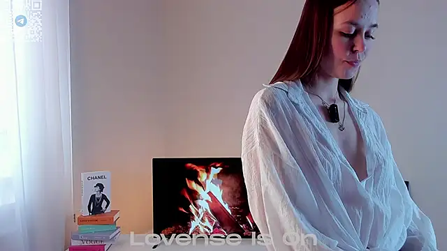 FalineDowlen élő XXX-chatje