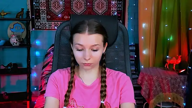 JulieDaniel: онлайн-секс-чат