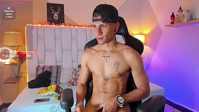 Adan_Oriol Chat XXX in diretta