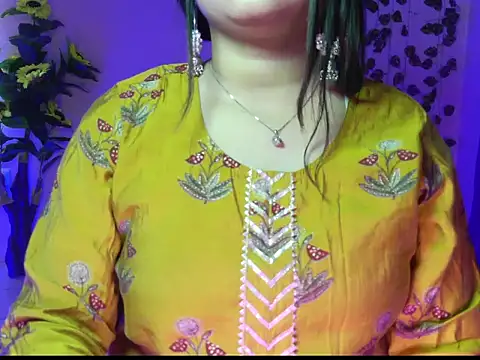 Saira_Hotty Live XXX Chat