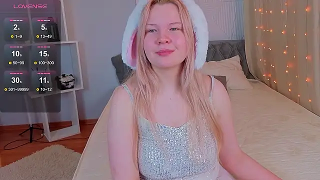 PinkyYoungPie élő XXX-chatje