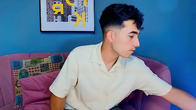 Cody_crown Chat XXX in diretta