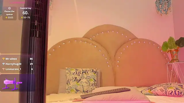 แชท XXX สดของ Miia_Thompsonn