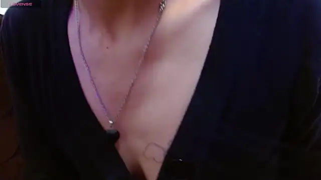 Chat XXX en directo de AlexandraJones_