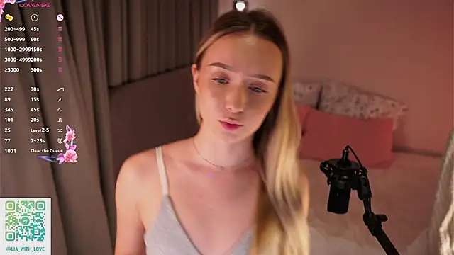 Živý XXX chat HollisBeckett