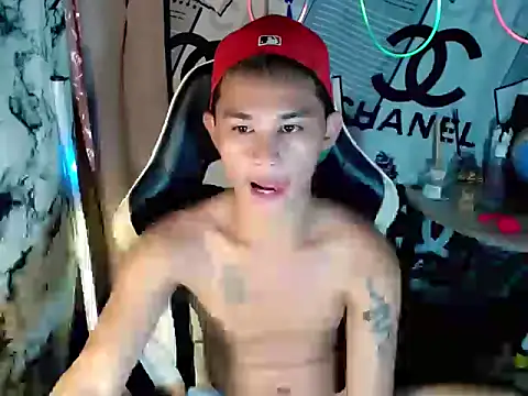 UrPinoyhot's Live XXX Chat