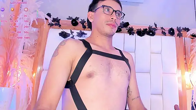 Mr_aronnn_'s Live XXX Chat