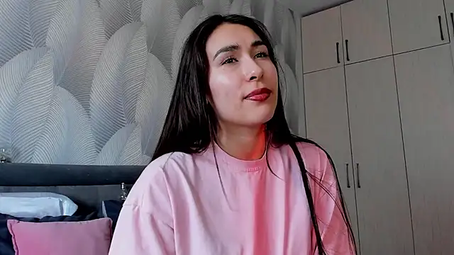 Bambiii_bby – webcam-show