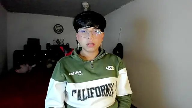 دردشة AnggelONfiree الجنسية المباشرة