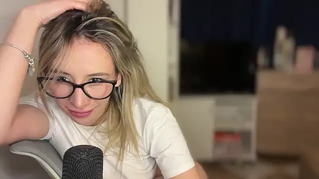 Gabby_cruz_ live XXX chat