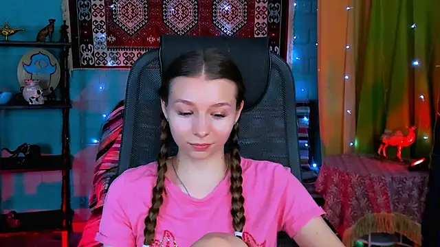 JulieDaniel Chat XXX in diretta