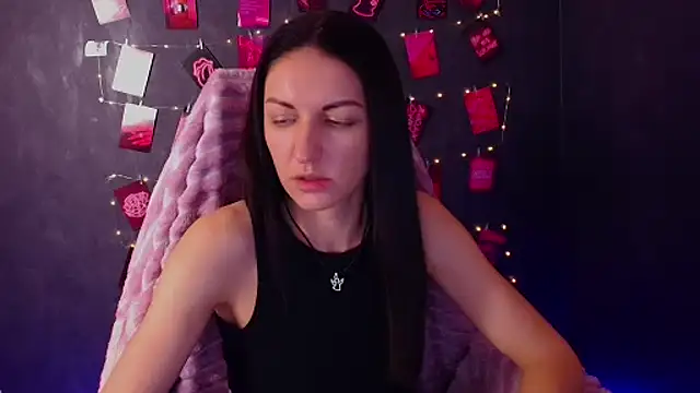 Aurora_Loveu Chat XXX in diretta