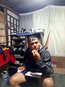 Franklin111230's Live XXX Chat