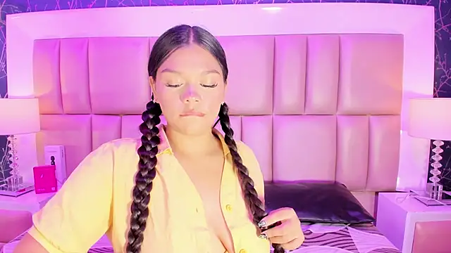 HatsaJones Chat XXX in diretta