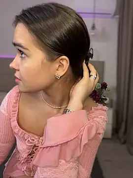 BabyShy- webcam show