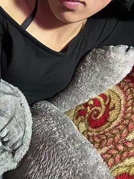 Thuyli_xx Pertunjukan Webcam