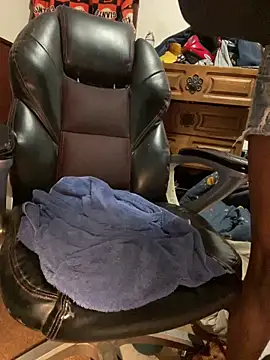 tsfemboi_todd Show in webcam