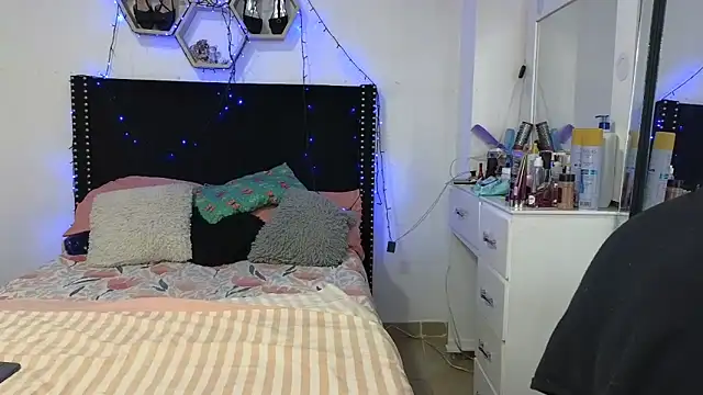 charlotte_077 – Live XXX-chat