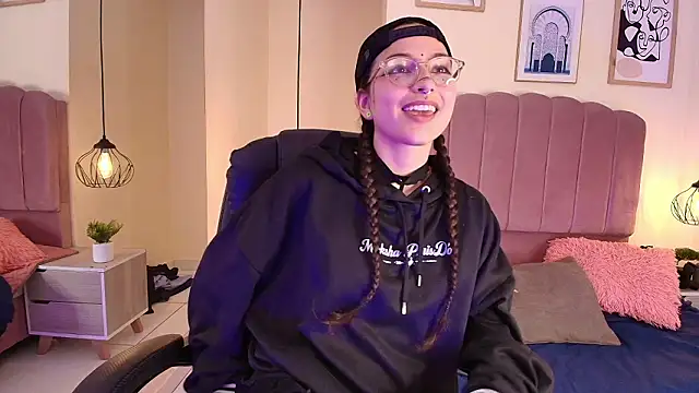 Hanabie_ élő XXX-chatje