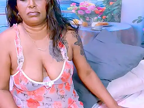 indiansparkle: διαδικτυακό σόου στην κάμερα