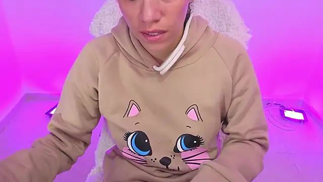 daniela_rivasthl Chat XXX in diretta