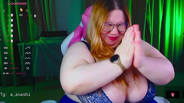 Chatroom XXX en direct de Ariakashi