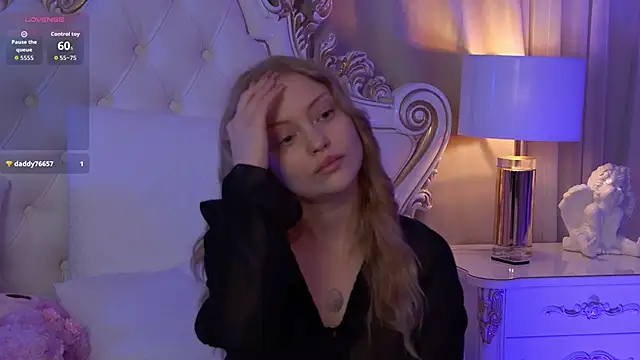 MollyHilton 现场XXX聊天