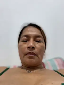 Chatroom XXX en direct de Jlo_69