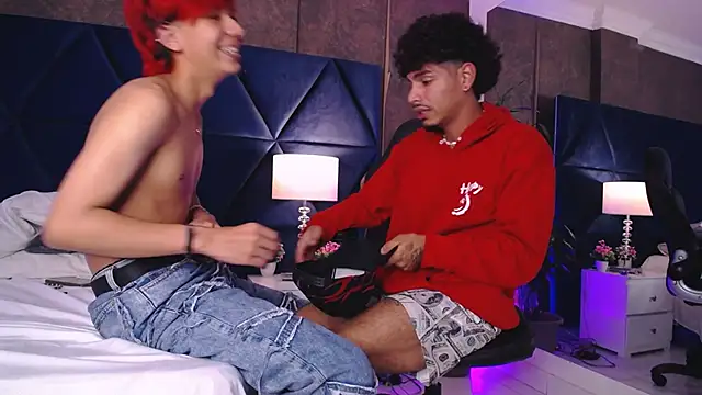 KendrickAndAlex: απευθείας συνομιλία ΧΧΧ