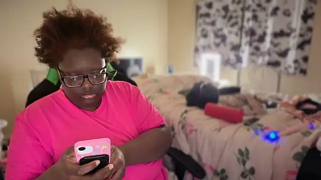 Онлайн чат XXX -Yagurlwest