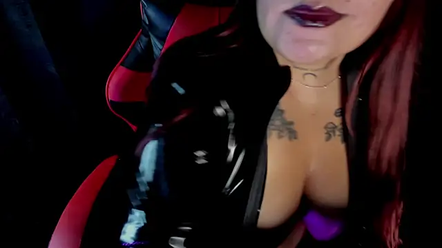 XXX chat uživo modela Moon_Dark520