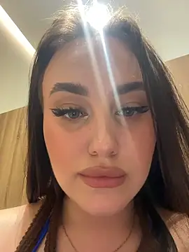 Webkamerová show KiraSunshine