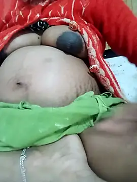 Anushasharma89 élő XXX-chatje