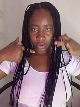 Chatroom XXX en direct de MISSMAYSROOM