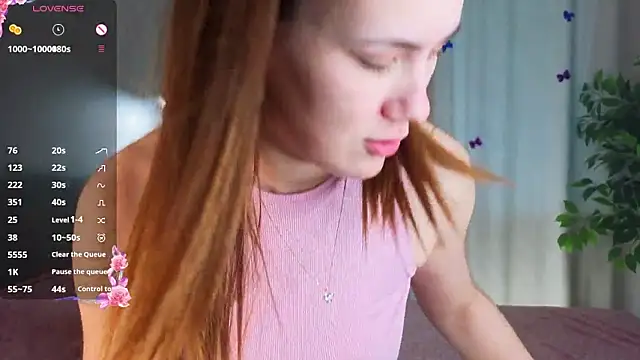 SirenaOstrem Adlı Modelin Canlı XXX Sohbeti