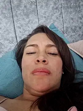 Chatroom XXX en direct de Miaykent