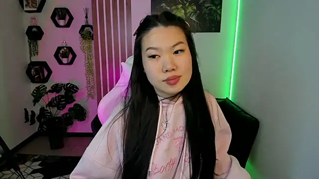 Chatroom XXX en direct de LunaPurrr