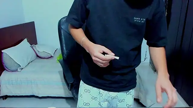 Chat +18 de Chandler_ken ao vivo